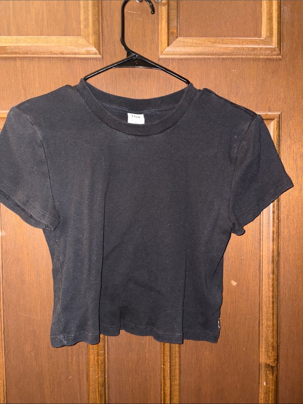 Aritzia Black Ribbed Short Sleeve Crop Top